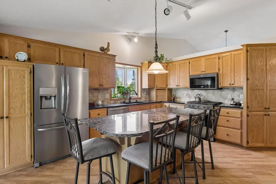 13323 Glenhaven CT, Apple Valley, MN 55124