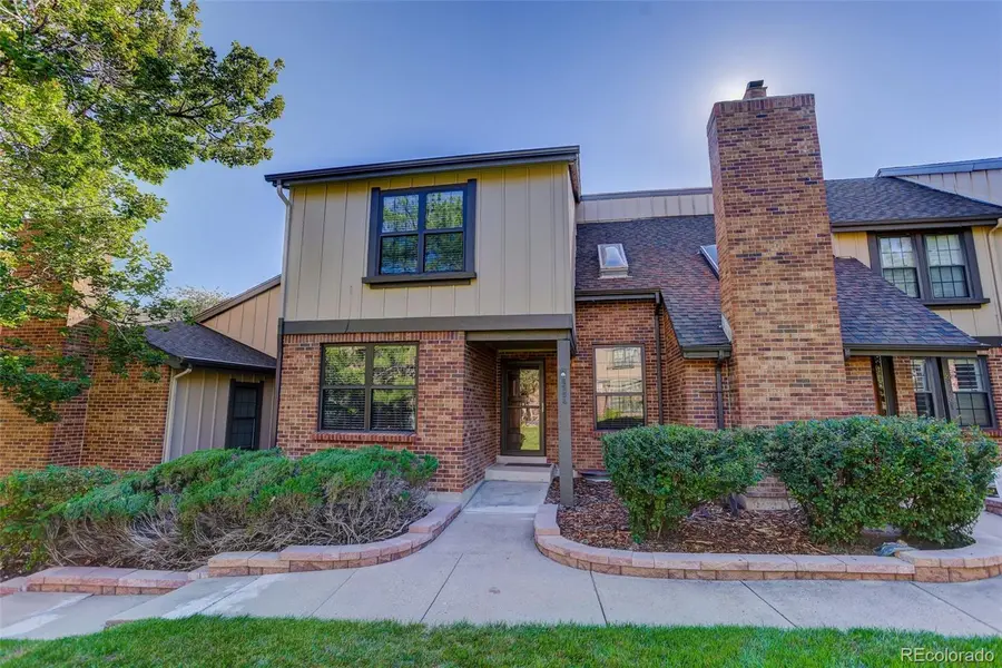 8254 E Phillips PL, Centennial, CO 80112