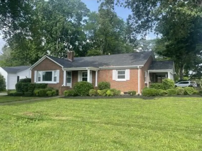 130 Lafayette Ave, Lawrenceburg, TN 38464