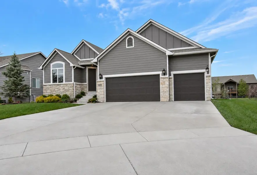 2406 N Silverdale St, Andover, KS 67002