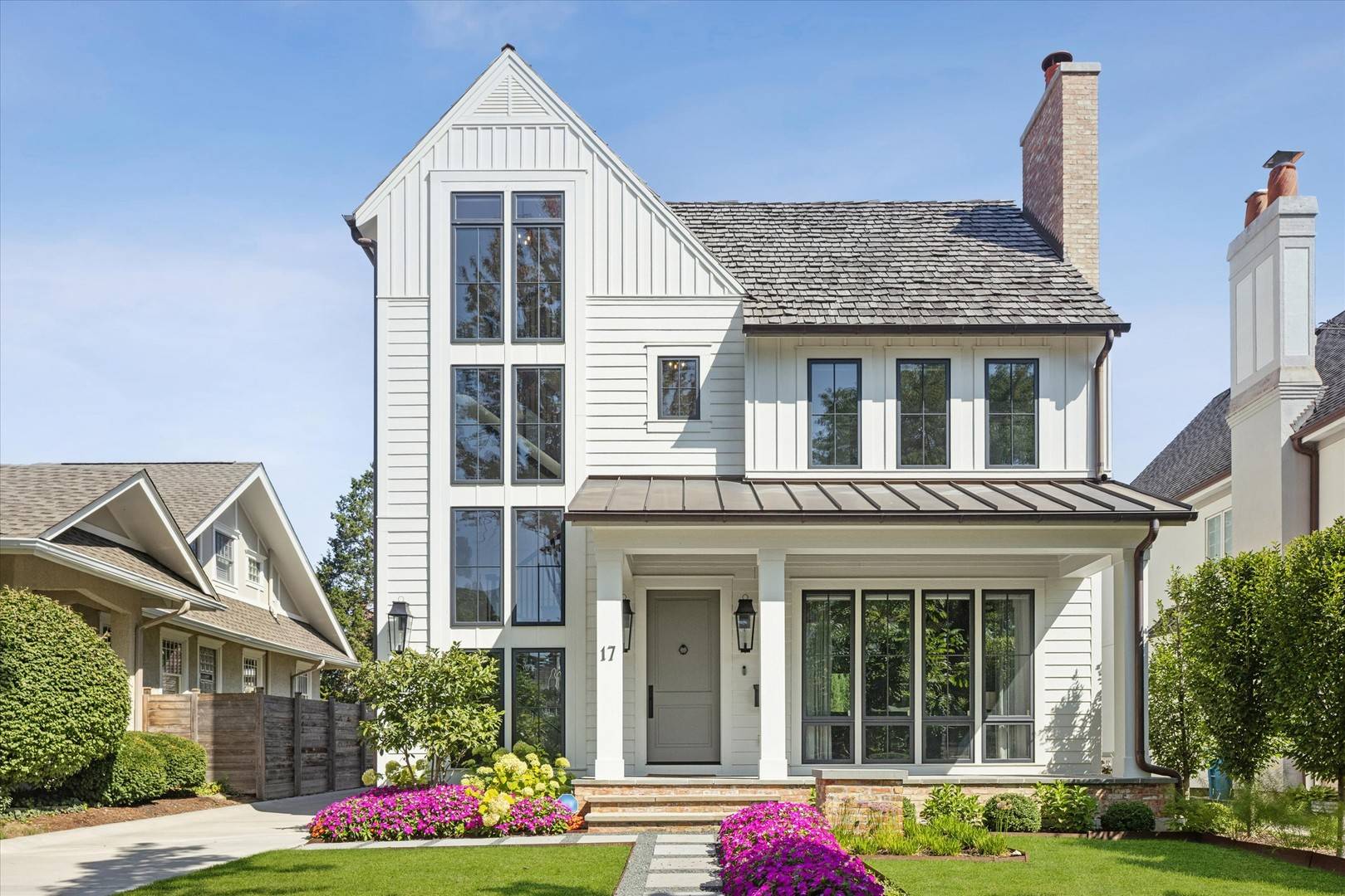 17 Ulm PL, Hinsdale, IL 60521