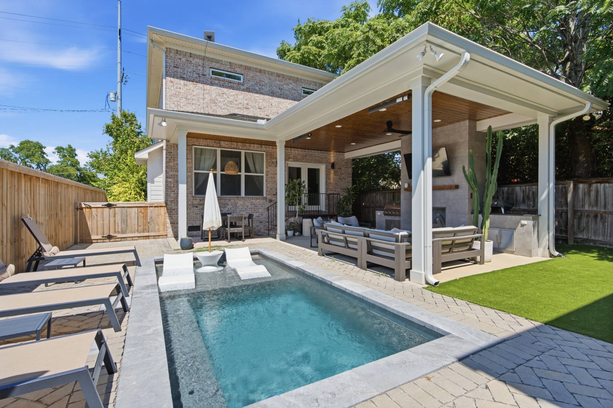 1025 Summit Ave, Nashville, TN 37203