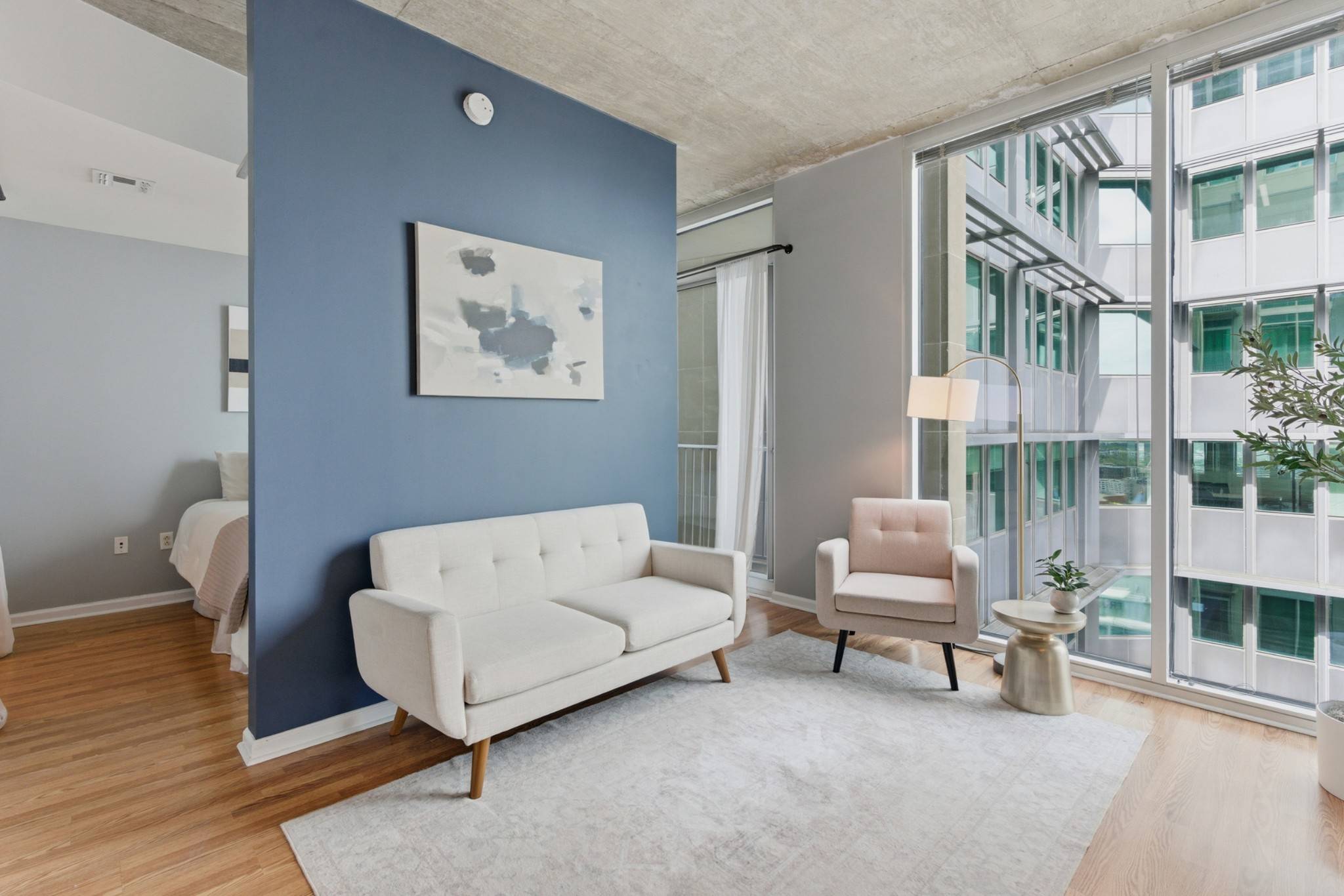 415 Church St #2807, Nashville, TN 37219