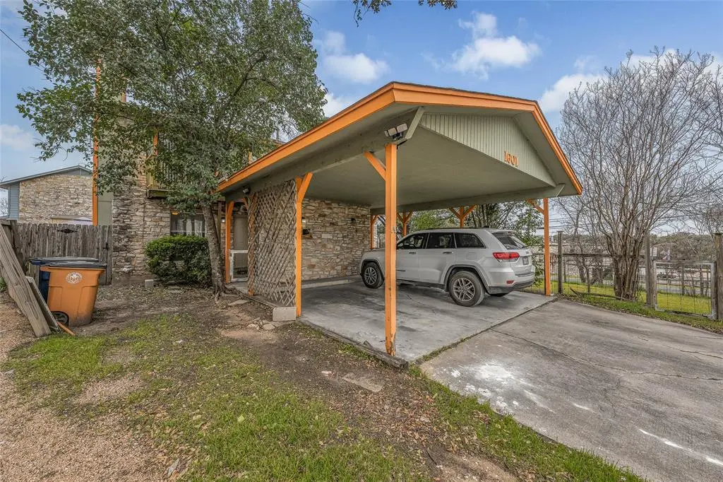 1601 Taylor Gaines St #A, Austin, TX 78741