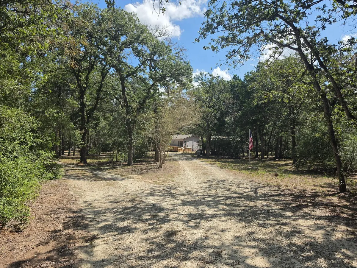 319 Green Oaks DR, Bastrop, TX 78602