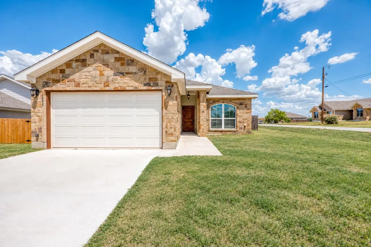 1516 Stonecrests DR, Granite Shoals, TX 78654