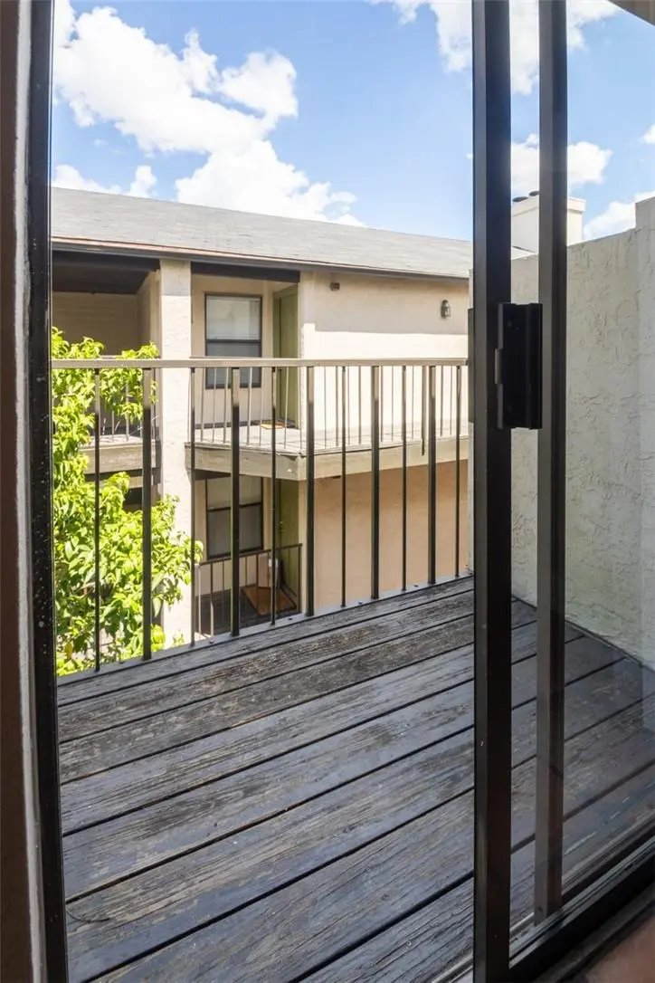 1306 Norwalk LN #302, Austin, TX 78703