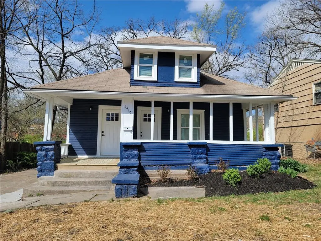 8410 Olive ST, Kansas City, MO 64132