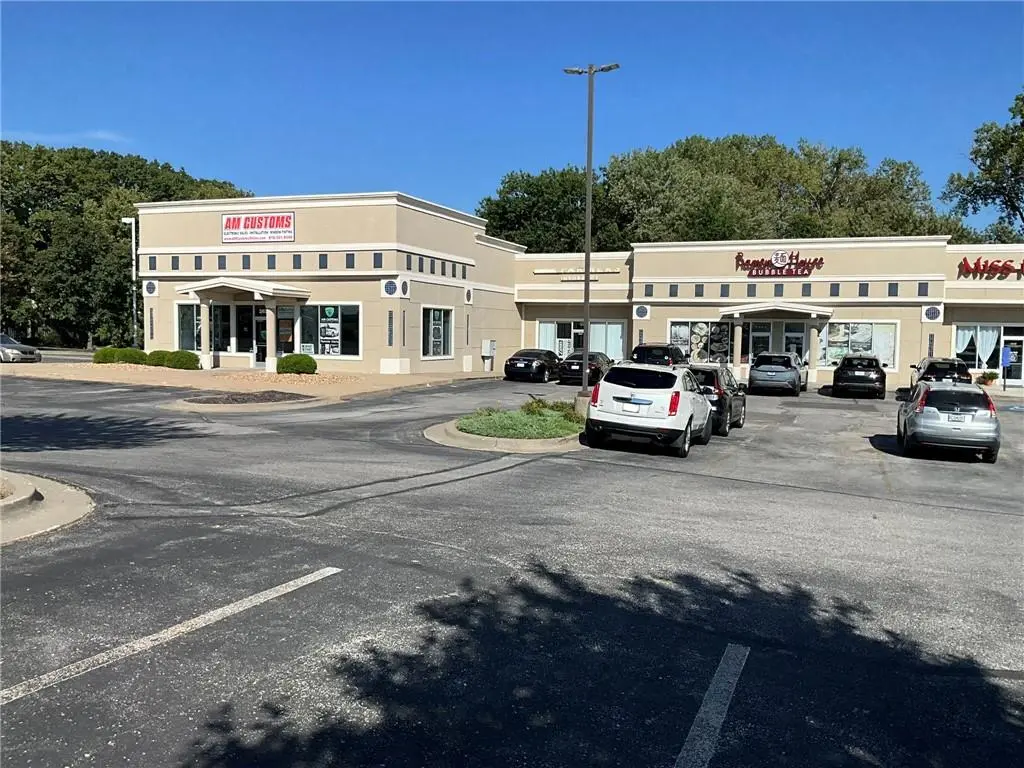 2630 SW 7 HWY, Blue Springs, MO 64014