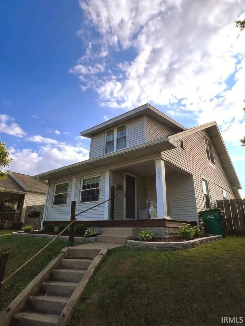 2205 S 14Th ST, New Castle, IN 47362-2253