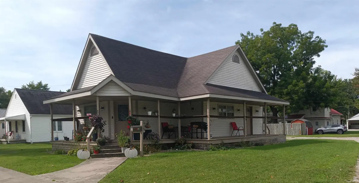 121 N 15th ST, Decatur, IN 46733