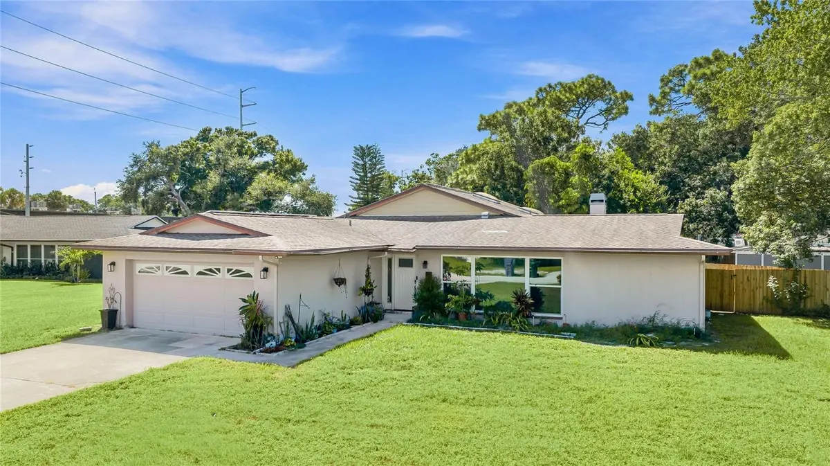 802 EMBASSY RD, Largo, FL 33771