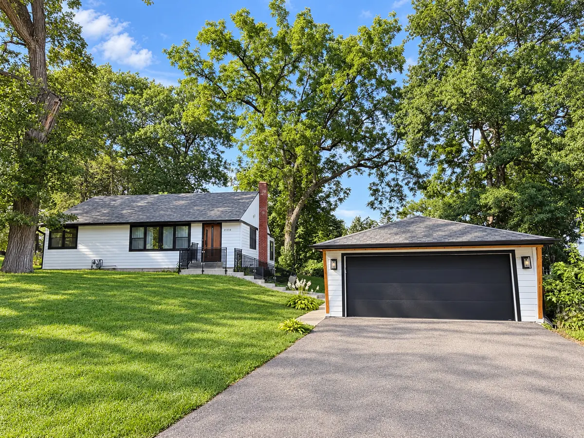 21334 W Pepper DR, Lake Zurich, IL 60047
