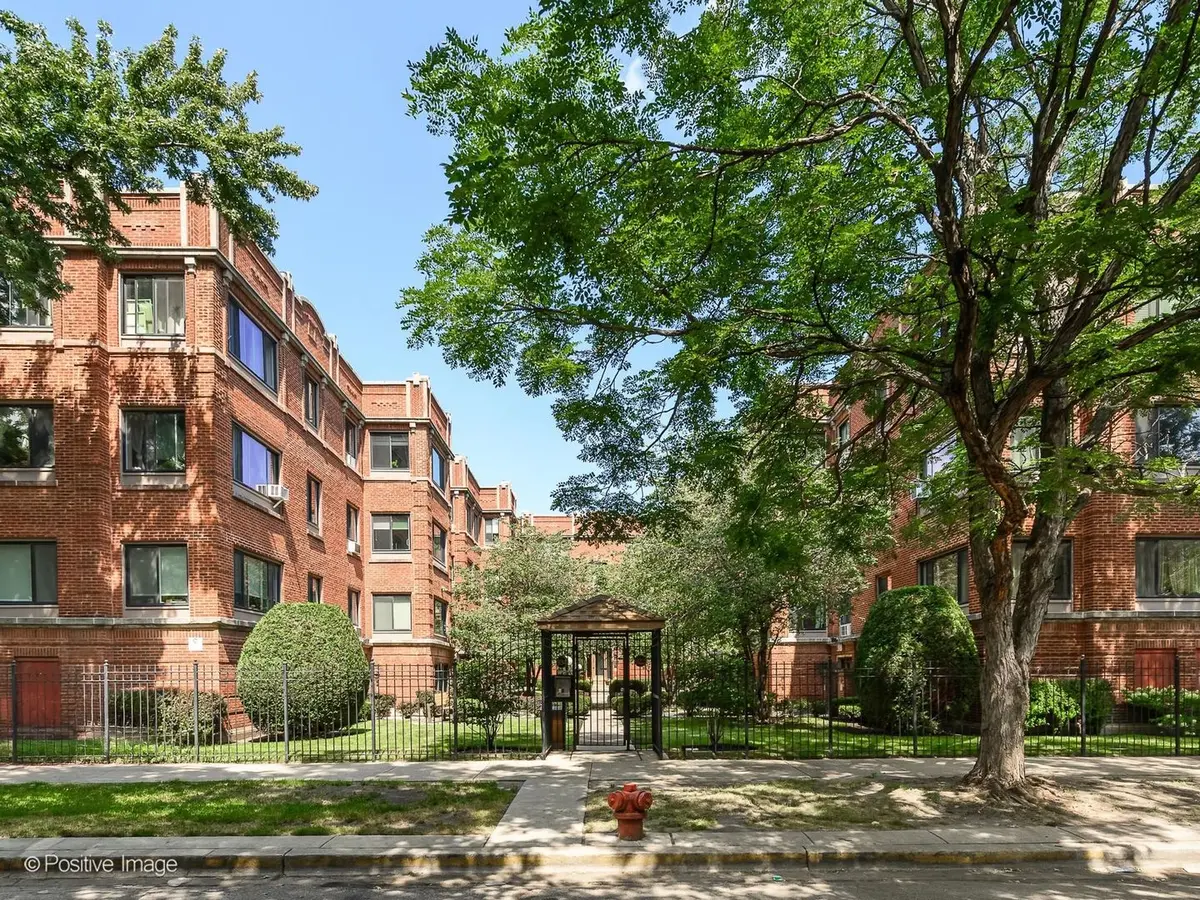 924 W Sunnyside AVE #3C, Chicago, IL 60640