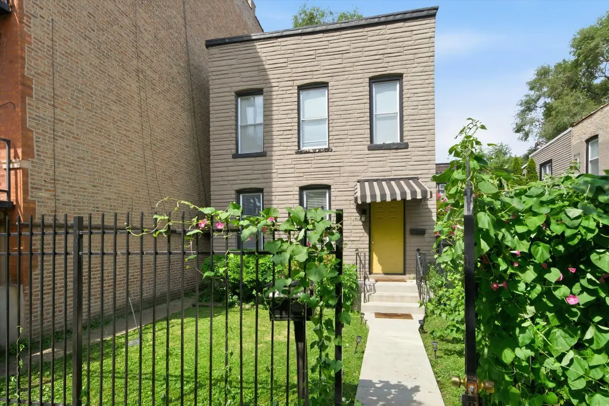 1512 N Maplewood AVE, Chicago, IL 60622