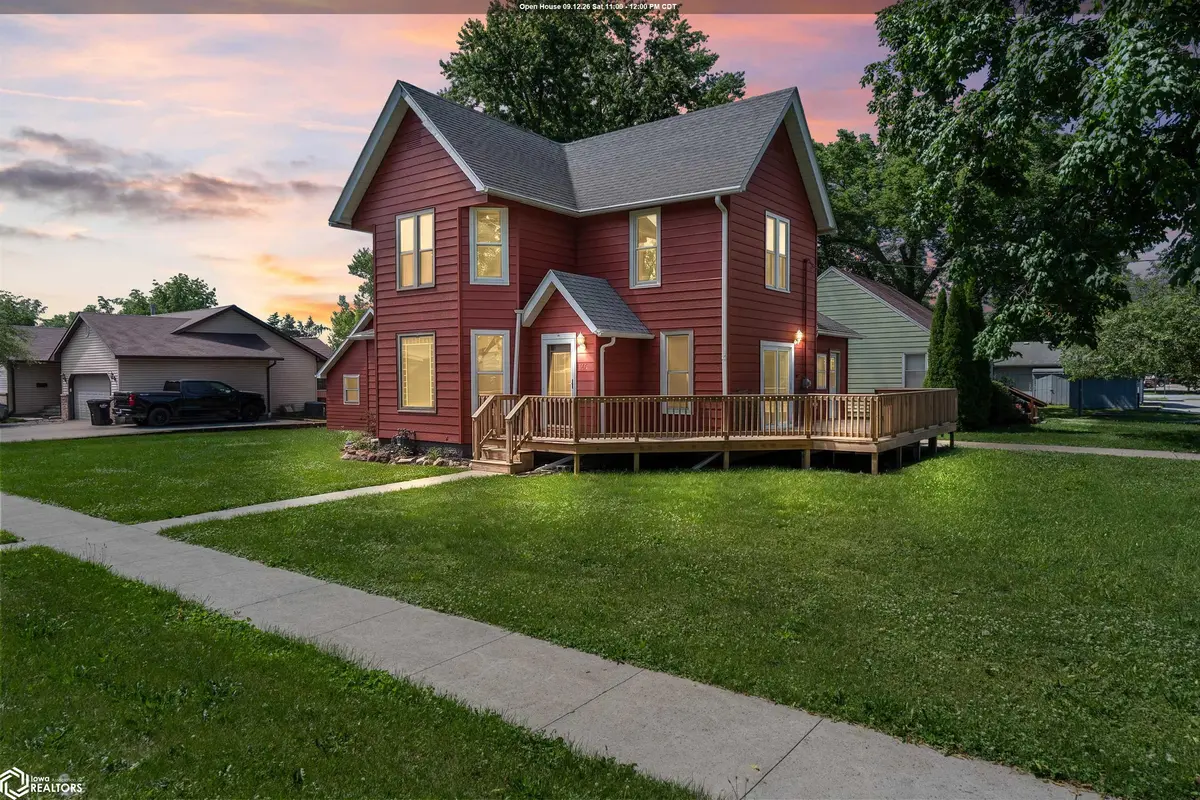 135 K AVE, Nevada, IA 50201