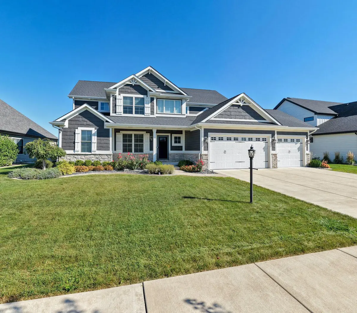 13366 Waterleaf DR, St. John, IN 46373
