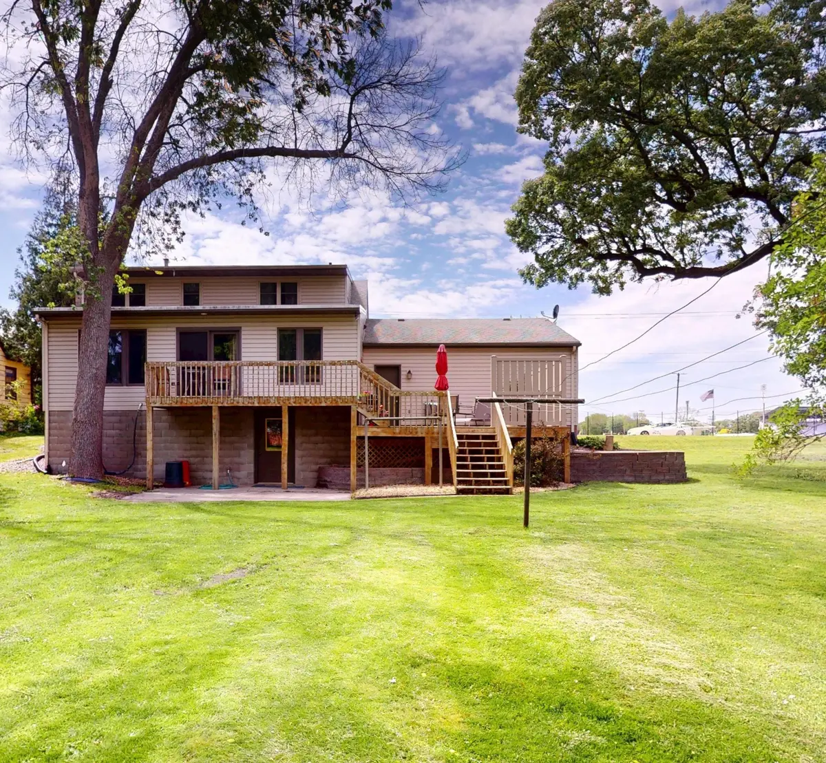 1112 Bridge AVE, Albert Lea, MN 56007
