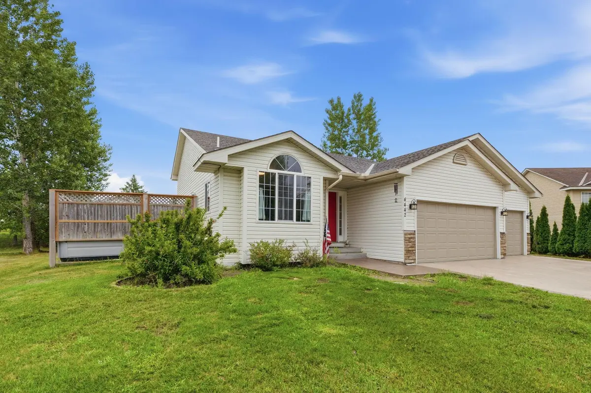 4442 Eakern CIR NE, Monticello, MN 55362