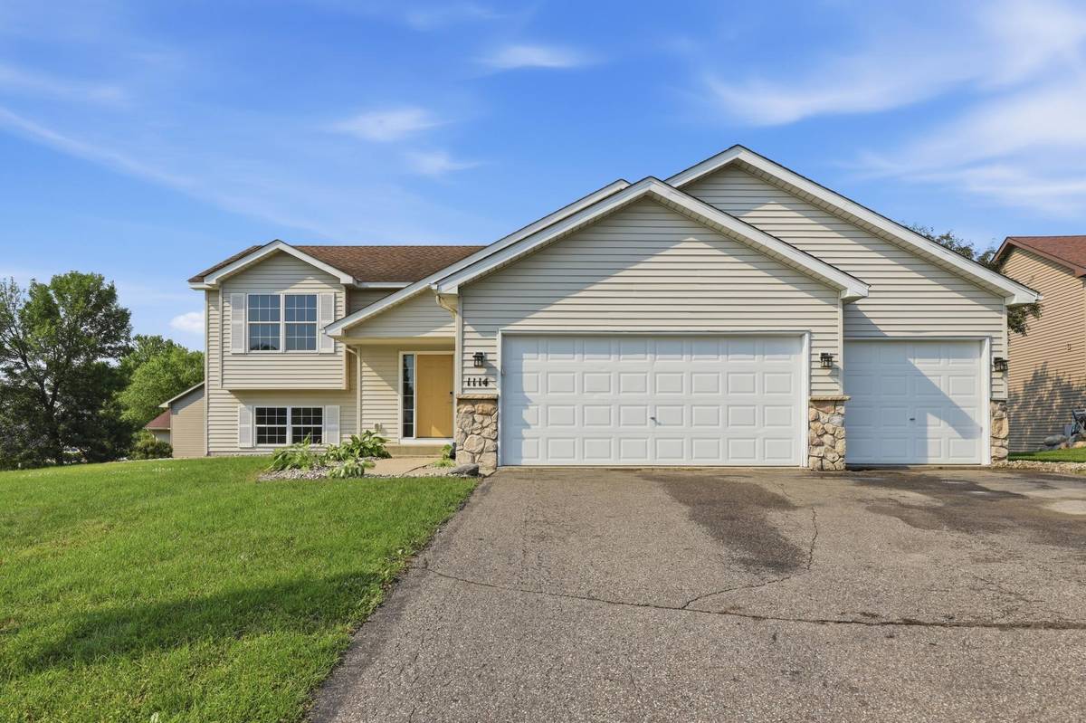 1114 Hidden Creek BLVD, Mayer, MN 55360