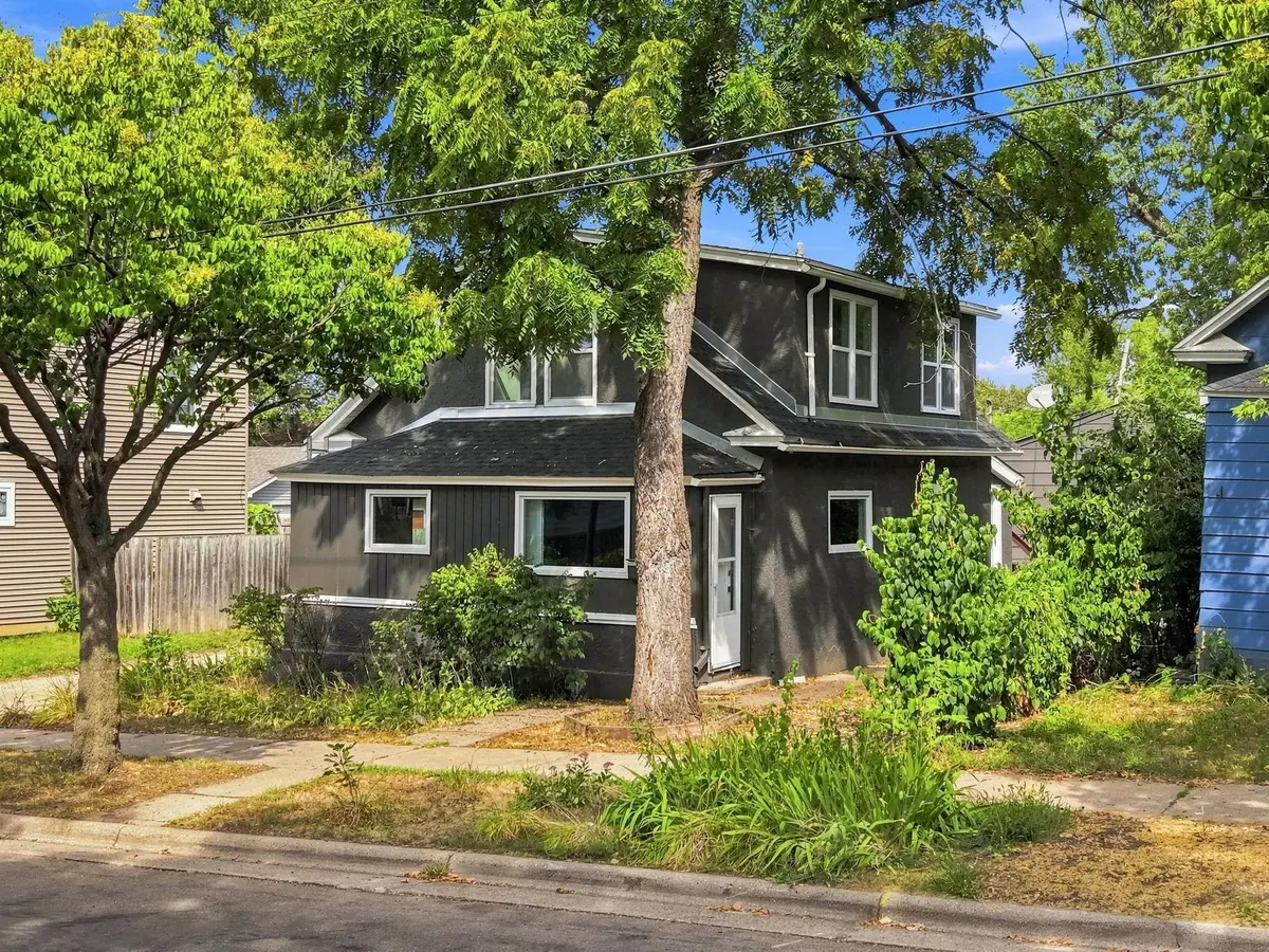 483 Lawson AVE W, Saint Paul, MN 55117