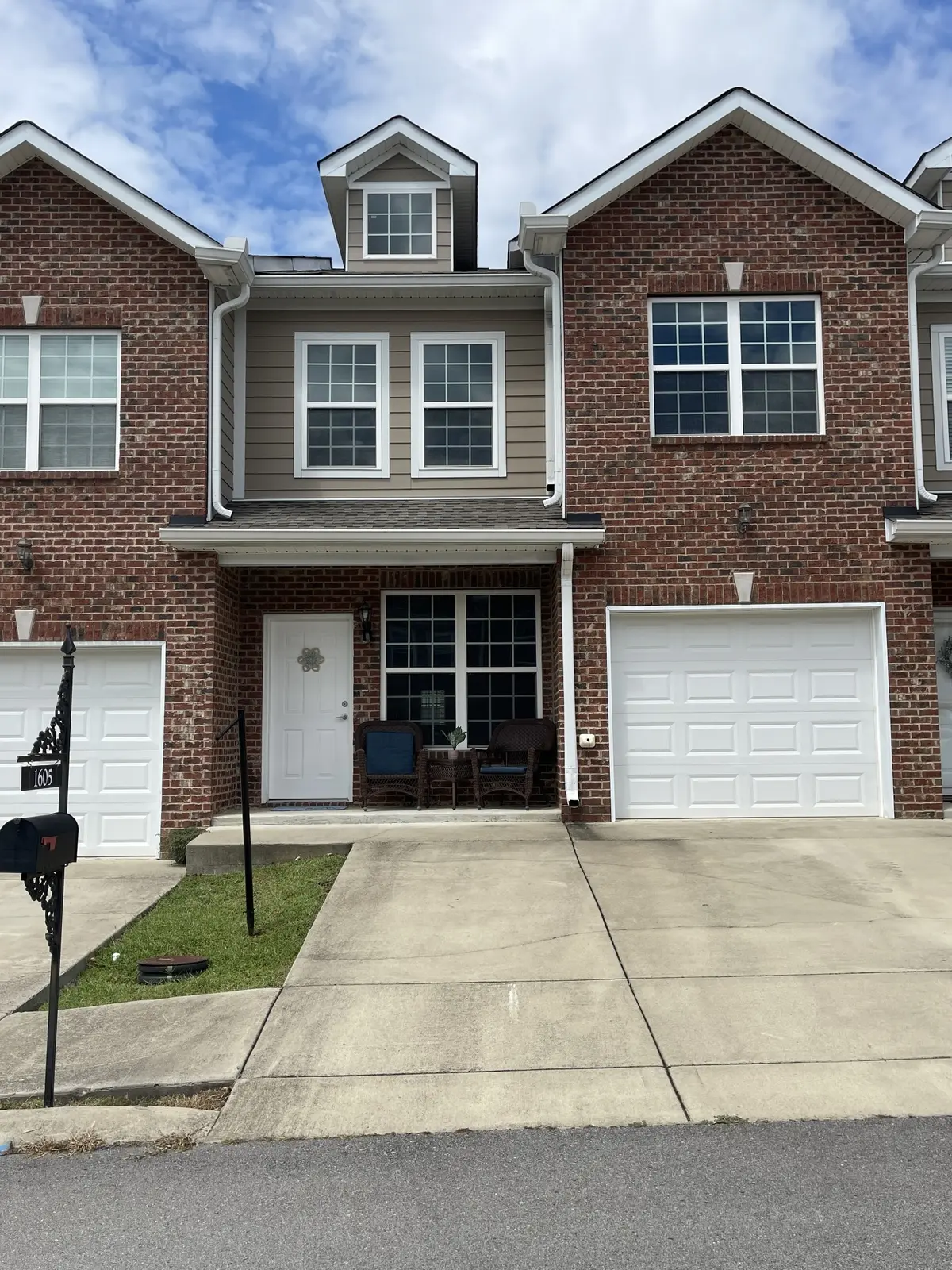 1605 Villa Cir, Lebanon, TN 37090