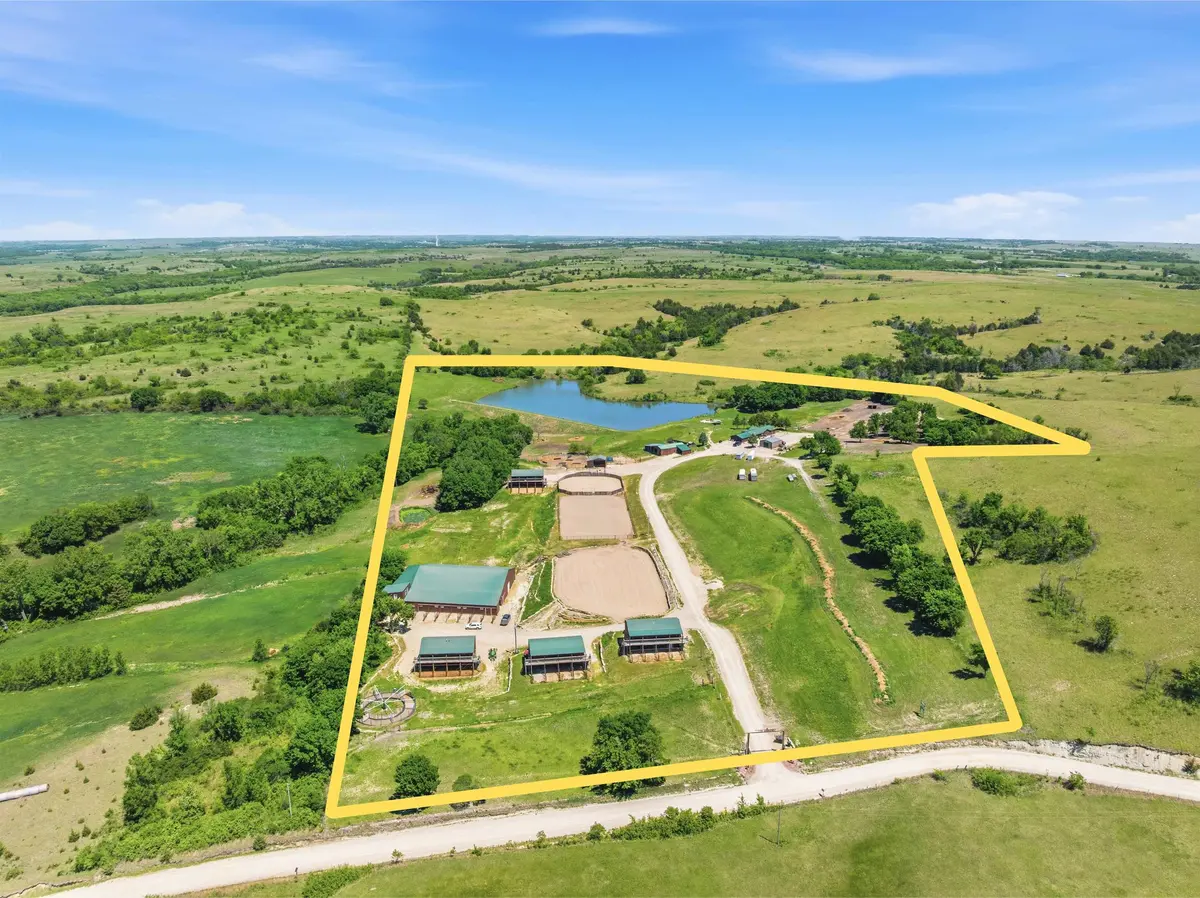 13325 Brush Creek Road, Westmoreland, KS 66549