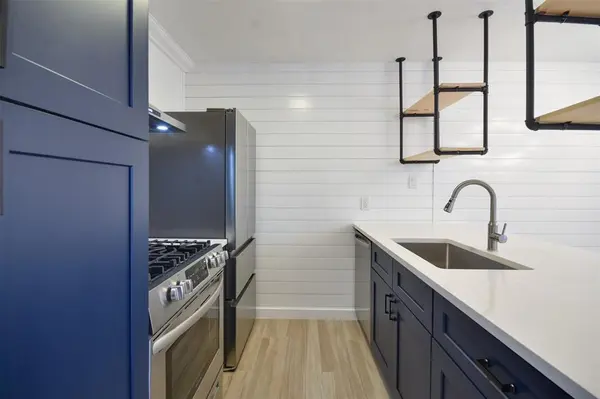 3431 North Hills DR #126, Austin, TX 78731