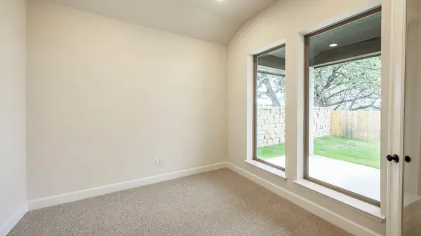 408 Adlai Ave, Georgetown, TX 78633