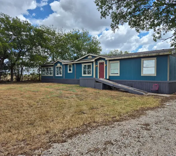 1120 Battle Lake RD, Hallsburg, TX 76682