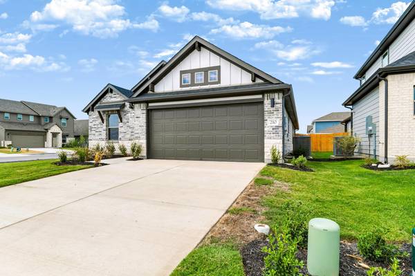 210 Melrose ST, Hutto, TX 78634