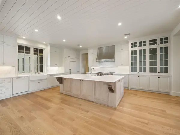 1691 Cool Water Ranch RD, Fredericksburg, TX 78624