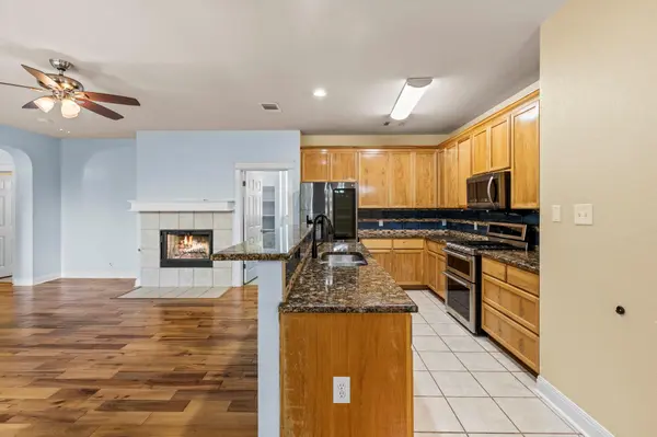 610 Palo Alto LN, Cedar Park, TX 78613