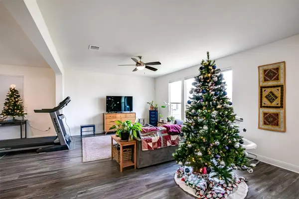 7616 Groundhog WAY, Austin, TX 78744