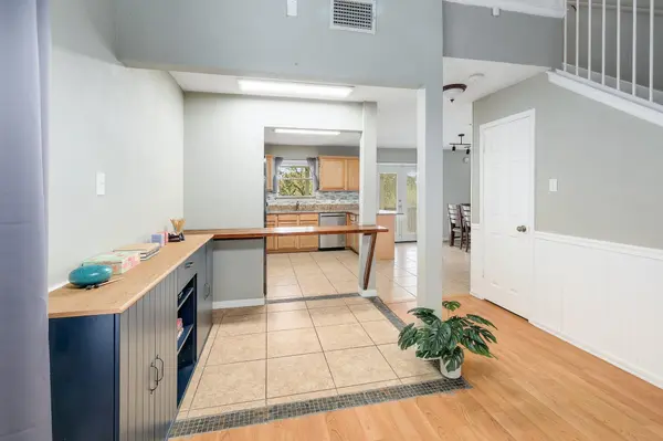 3503 Rock Shelf LN, Round Rock, TX 78681