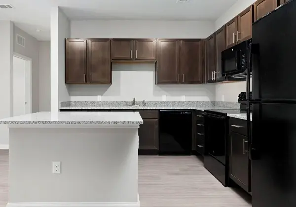 13411 FM812 RD #4103, Del Valle, TX 78617