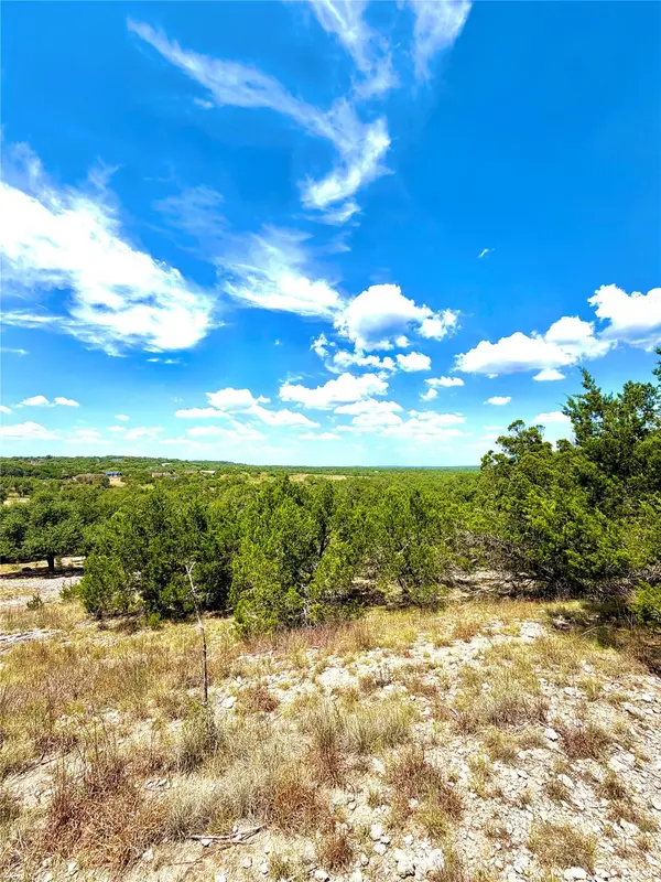 886 Mimosa CT, Fischer, TX 78623