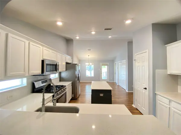 117 Yucca House DR, Pflugerville, TX 78660