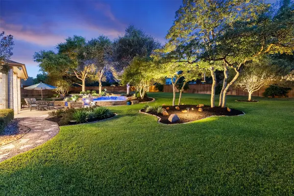 3400 Vanshire DR, Bee Cave, TX 78738
