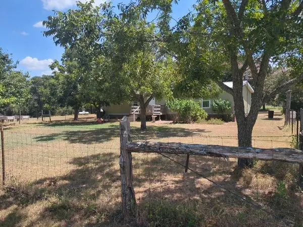 10905 fm 1915 fm1915 HWY, Buckholts, TX 76518