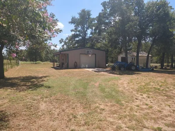 10905 fm 1915 fm1915 HWY, Buckholts, TX 76518