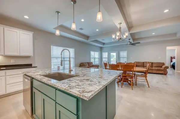 1516 Stonecrests DR, Granite Shoals, TX 78654