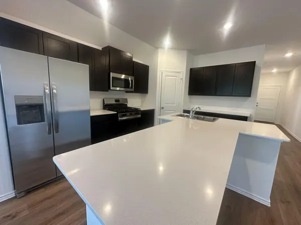100 Tofalla, Kyle, TX 78640