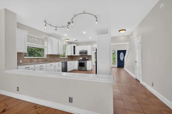 8109 Ganttcrest DR, Austin, TX 78749