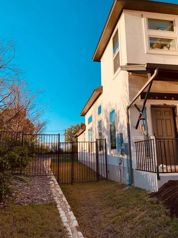 3240 E Whitestone BLVD #60, Cedar Park, TX 78613