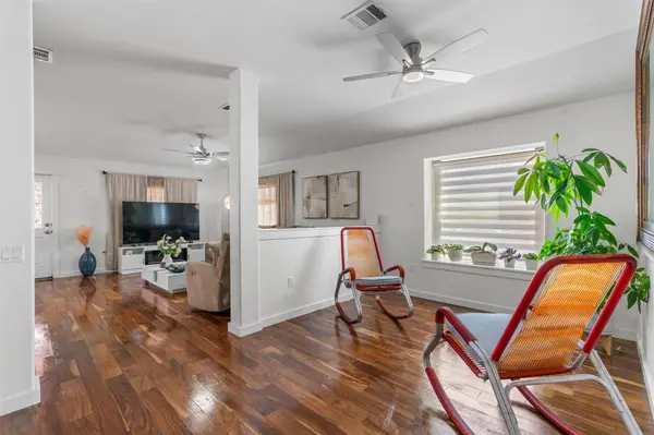 13701 Harrisglenn DR, Austin, TX 78753