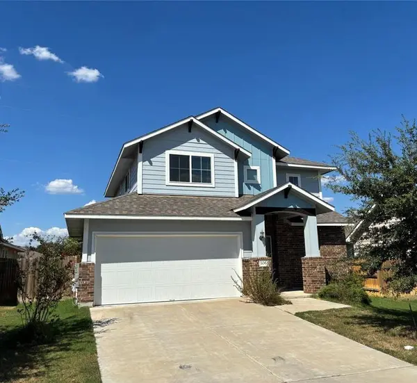 106 Crooked Trail TRL, Bastrop, TX 78602