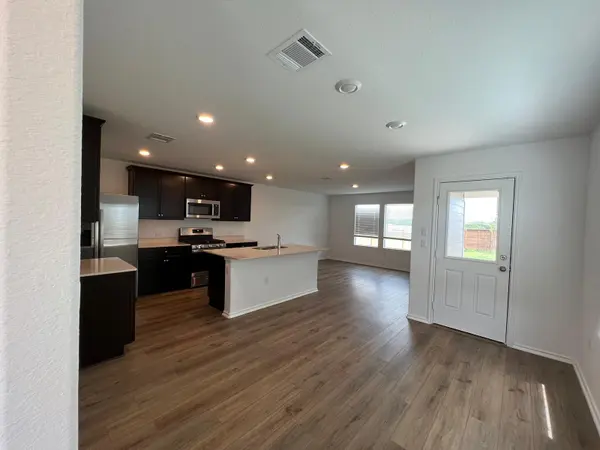 12204 Scarlet Sleeve WAY, Del Valle, TX 78617