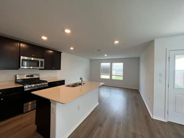 12204 Scarlet Sleeve WAY, Del Valle, TX 78617
