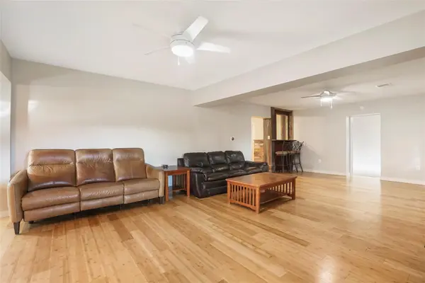 602 W Grady DR, Austin, TX 78753